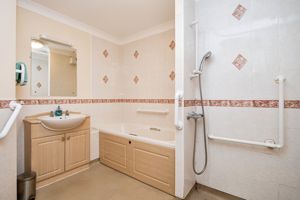 Bathroom/Wet Room - click for photo gallery